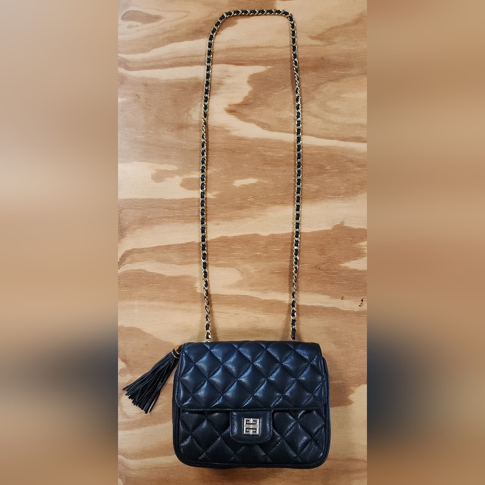 Vintage Givenchy Matelasse 4G Quilted Chain Bag - Picture 2 of 16